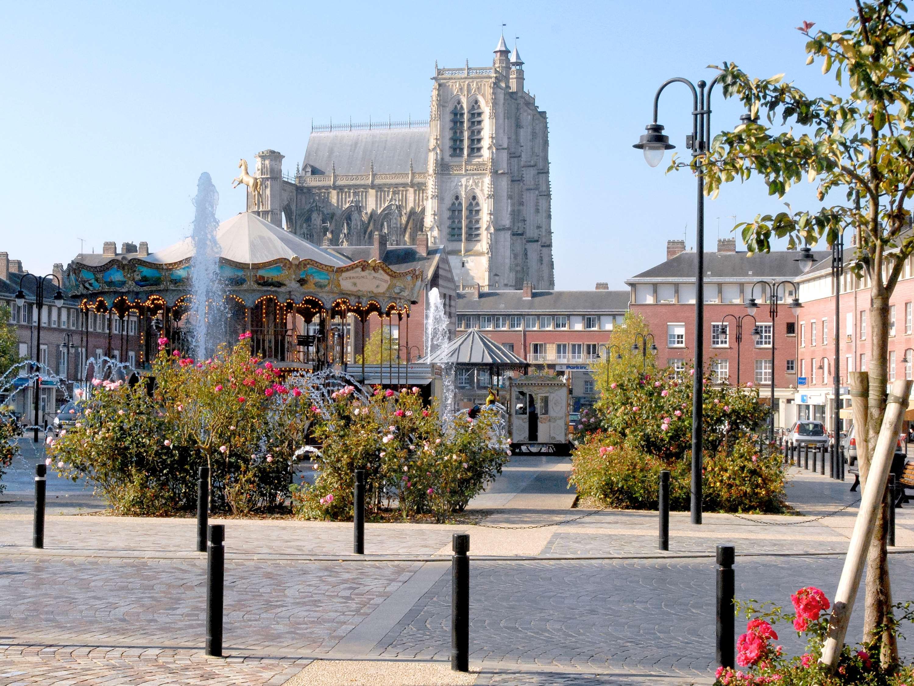 Mercure Abbeville Centre - Porte De La Baie De Somme Dış mekan fotoğraf